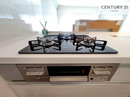 �L�b�`���@�R�����͎O������̂ł������̓����i�s���ł��܂��B
�������O�����t���ł��B�����X�y�[�X���L�X���Ă���׍�Ƃ����₷���I�g�����肪�ǂ��V�X�e���L�b�`���ł��I