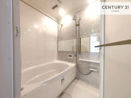 �����@�������������l�̕��͋C�̃o�X���[���́A�����o�Ă��ăo�X�^�C�����[���I
���d���撣���Ă��邲�J���ɂ��D�݂̓����̓����܂����āA�y����ł݂Ă͂������ł��傤���H