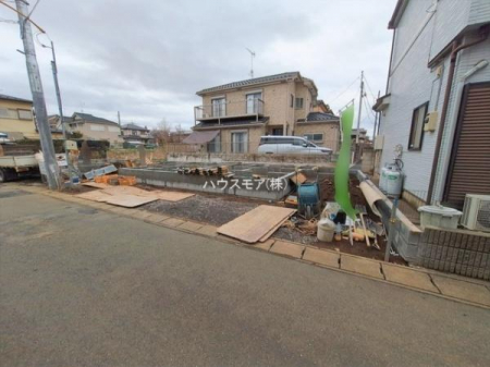 ���ԏ�@���ԃX�y�[�X��2�䕪����܂��I�Z�J���h�J�[�͂������A�o�C�N�⎩�]�ԂȂǂ��u���ꏊ�ɍ���܂���B