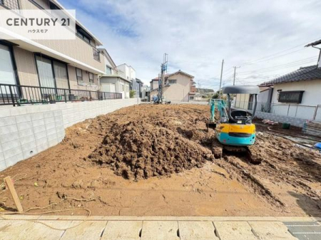 ���ԏ�@���ԃX�y�[�X��2�䕪����܂��I�Z�J���h�J�[�͂������A�o�C�N�⎩�]�ԂȂǂ��u���ꏊ�ɍ���܂���B