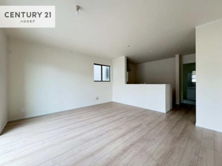 ���r���O�@�J�����̂���L�XLDK�I�\�t�@�[��_�C�j���O�e�[�u����u���Ă������ɂȂ�Ȃ��̂ŉ��K�ɉ߂����܂��I�R�~���j�P�[�V���������₷�����r���O�ł��I