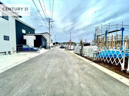 ���̑����n�@�O�ʓ��H6���~7.3���I�z����ǍD�ȗ��n�ł��B
�Ԍɓ��ꂪ���ȕ������S�ł��ˁB