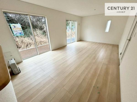 ���r���O�@�L�X�_�C�j���O�X�y�[�X�I������肨�H���B�΂��������y�������Ԃ��߂����܂��B���X�̔���������܂��I