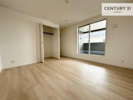 �Q���@�o���R�j�[�ɖʂ��Ă���m���ł��B���邭�����肪����A���C����������ł��܂��I���N���āA�O�ɏo�Ĕw�L�т����[�ċz�����ǂ������}������邱�Ƃ��ł��܂��B