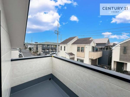 �Z�˂���̒��]�ʐ^�@������������Z��X�ł��I���͂ɂ͍����������Ȃ��A�󂪍L���J����������A�z�������傫���Ղ��邱�Ƃ�����܂���I�C�����̗ǂ������ʂ蔲����X���݂ł��I