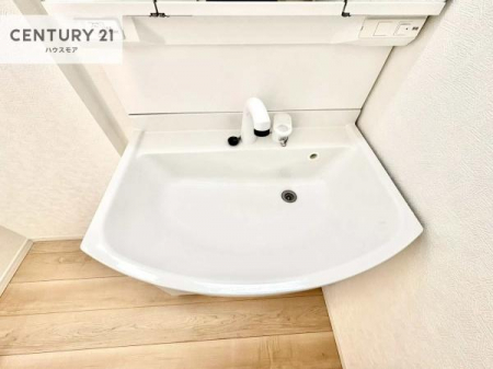 ���ʑ�E���ʏ��@�[�����ʑ�{�E���́A�������˂ɂ����̂ł�����ꂪ�y�X�I���������ۂĂ܂��I
�L���C�Ȑ��ʏ��Ŏ��������̃��`�x�[�V�������オ��܂��ˁI