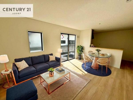 ���r���O�@�Ƌ��CG�p�[�X�ł��B��؂ȉƑ����W�܂邩�炱��LDK�ɂ͂�����肽���B
�q�����������C�ɏ΂��Ȃ��瑖�����Ă���p�����������u�L���Ƃɂ��ėǂ������v�Ǝv���u�Ԃł��B