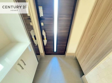 ���ց@���֎��[���[�����Ă���̂ŁA���֎��肪�X�b�L���Еt�����q���ɌC�̒u����ɍ���܂���I