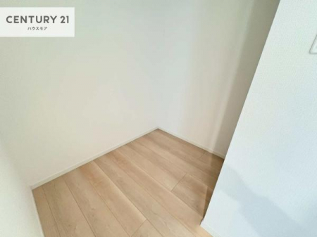 ���[�@�[�˂������炵�́A�G�ߕ�����p�i������������[�B�Z�܂��ɂ�Ƃ肪���܂�܂��B