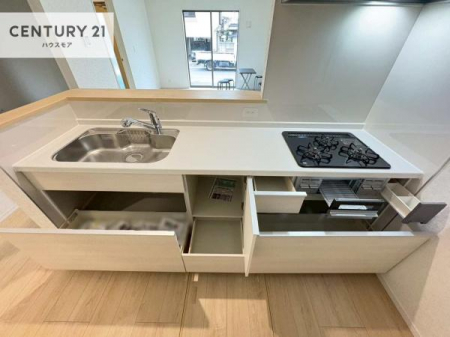 �L�b�`���@���[�X�y�[�X���L�x�ŁA�����X�y�[�X���X�b�L���ƕЕt���Ђ�`�����p�ł��܂��I
���K�ɍ�Ƃ��ł��܂��I�����̗���������܂��I