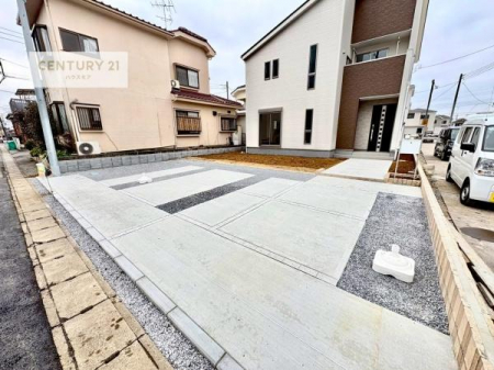 ���ԏ�@���ԃX�y�[�X��2�䕪����܂��I�Z�J���h�J�[�͂������A�o�C�N�⎩�]�ԂȂǂ��u���ꏊ�ɍ���܂���B