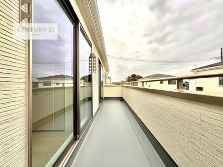 �o���R�j�[�@�z������̗ǂ��o���R�j�[�ŁA�����󕨂��悭���������ł��ˁI
���V�C�̗ǂ����ɂ̓o���R�j�[�֏o�ă��t���b�V������̂��C�����悳�����ł��B