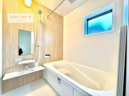 �����@�L�X�o�X�ň���̔������t���b�V���B�����L�΂���̂ŁA�����ɂ��������ƐZ����܂��ˁI�����̃o�X�^�C�����y���݂ɂȂ�܂��B