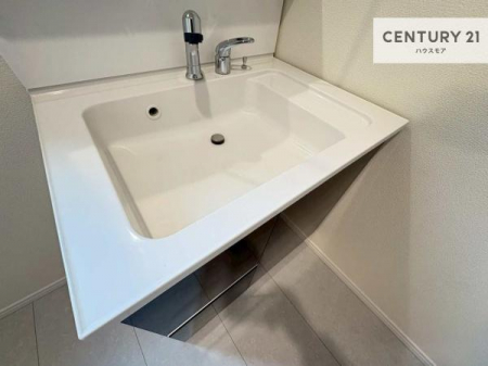 ���ʑ�E���ʏ��@�[�����ʑ�{�E���́A�������˂ɂ����̂ł�����ꂪ�y�X�I���������ۂĂ܂��I
�L���C�Ȑ��ʏ��Ŏ��������̃��`�x�[�V�������オ��܂��ˁI