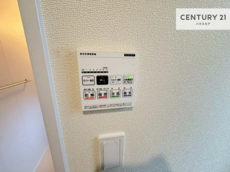 ���̑��@����������g�[���t���Ă��閣�͓I�Ȏd�l�ł��I�~��̓q�[�g�V���b�N�̗\�h�ɂ��g���܂��B
�J�̓��ł������󕨂���������̂ŁA���󕨂����ߍ��݂ɂ����I