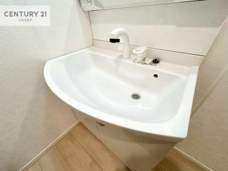 ���ʑ�E���ʏ��@�[�����ʑ�{�E���́A�������˂ɂ����̂ł�����ꂪ�y�X�I���������ۂĂ܂��I
�L���C�Ȑ��ʏ��Ŏ��������̃��`�x�[�V�������オ��܂��ˁI