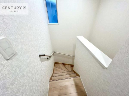 ���̑����ρ@�K�i�͖��邭�萠������Ă��܂��B���q�l�₲�N�z�̕������S���Ă����p�����܂��ˁB