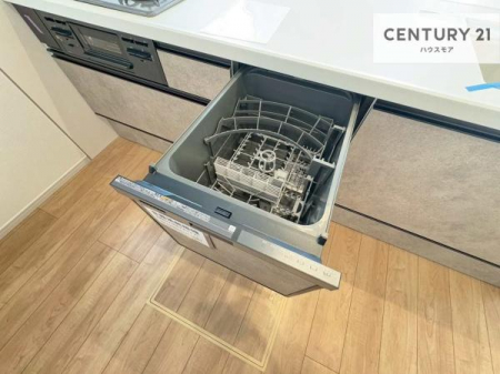 �L�b�`���@�H��@�t���̃L�b�`���ł��I�Z���������r��h�~�Ƃ��đ�ϊ��􂷂�֗��Ȏd�l�ł��I�r���g�C���Ȃ̂ŃL�b�`���̏ꏊ����炸�����X�y�[�X���L���g�����Ƃ��o���܂��I