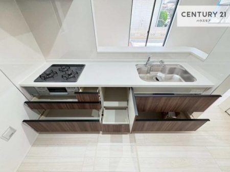 �L�b�`���@���[�X�y�[�X���L�x�ŁA�����X�y�[�X���X�b�L���ƕЕt���Ђ�`�����p�ł��܂��I
���K�ɍ�Ƃ��ł��܂��I�����̗���������܂��I