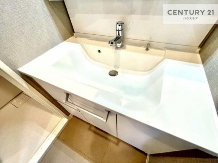 ���ʑ�E���ʏ��@�[�����ʑ�{�E���́A�������˂ɂ����̂ł�����ꂪ�y�X�I���������ۂĂ܂��I
�L���C�Ȑ��ʏ��Ŏ��������̃��`�x�[�V�������オ��܂��ˁI