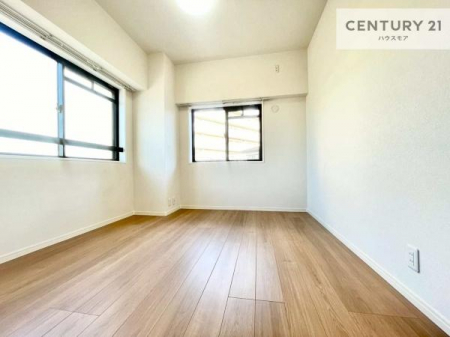 �Q���@�D���������������ޗm���́A���̖ڊo�߂��C�������ǂ������ł��ˁB���������Ԃ��������Ɖ߂������Ƃ��ł��܂��B�D�����F�����̃t���[�����O���ǂ�ȉƋ�ɂ��}�b�`���܂��I