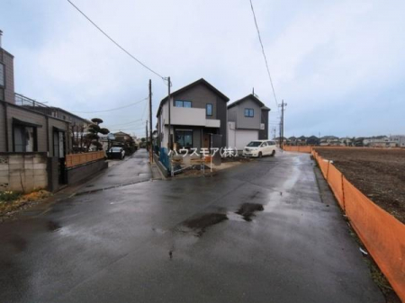 ���̑����n�@�O�ʓ��H4���~5.3���I�z����ǍD�ȗ��n�ł��B
�Ԍɓ��ꂪ���ȕ������S�ł��ˁB�y���n�̔���J�Ò��z