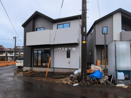 ���ԏ�@���ԃX�y�[�X��2�䕪����܂��I�Z�J���h�J�[�͂������A�o�C�N�⎩�]�ԂȂǂ��u���ꏊ�ɍ���܂���B�y���n�̔���J�Ò��z