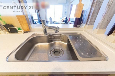 �L�b�`���@���C�h�ȃV���N�ł��ˁI�������˂ɂ������������₷���Ǝ����y�X�d�l�̃V�X�e���L�b�`���ł��I
�f�U�C�����Ƌ@�\�������˂��L�b�`���Ő�����������܂��ˁI