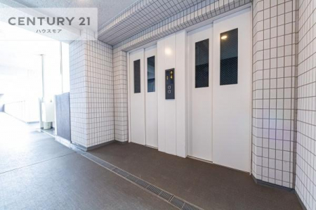 ���̑����p���@�G���x�[�^�[�����I
���������ɔ�ꂽ���◼��ɂ��ו��ł��炭�炭�A��ł������ł��ˁB