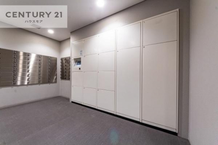 ���̑����p���@�W���|�X�g�E��z�{�b�N�X�t���ŕs�ݎ��ł��ו����󂯎��ĂƂ��Ă��֗��I�����m�点���͂������ł��ˁB�����Ǝ��ӂ̏�񂪒m�肽�����������܂�����A���⍇�킹�𒸂���Α����ɑΉ��������܂��B