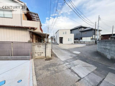 ���̑����n�@�O�ʓ��H4���I�z����ǍD�ȗ��n�ł��B
�Ԍɓ��ꂪ���ȕ������S�ł��ˁB