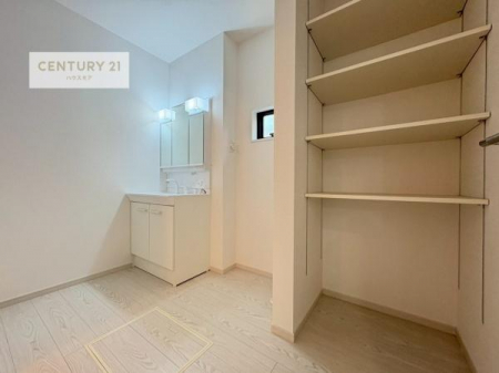 ���ʑ�E���ʏ��@���[�����Ղ�̐��ʎ��I���p�i�̃X�g�b�N��o�X�^�I�����X�b�L���Ǝ��[�ł��Ď��o���₷���I����肪�X�b�L���Еt���ċC�����̗ǂ���ԁI