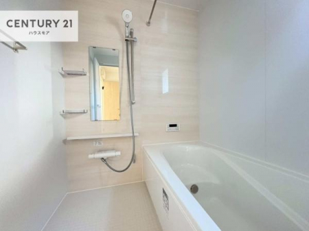 �����@�������������l�̕��͋C�̃o�X���[���́A�����o�Ă��ăo�X�^�C�����[���I
���d���撣���Ă��邲�J���ɂ��D�݂̓����̓����܂����āA�y����ł݂Ă͂������ł��傤���H