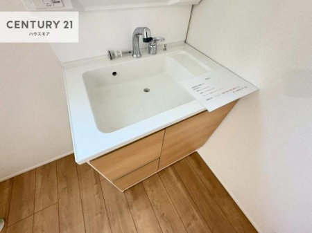 ���ʑ�E���ʏ��@�[�����ʑ�{�E���́A�������˂ɂ����̂ł�����ꂪ�y�X�I���������ۂĂ܂��I
�L���C�Ȑ��ʏ��Ŏ��������̃��`�x�[�V�������オ��܂��ˁI