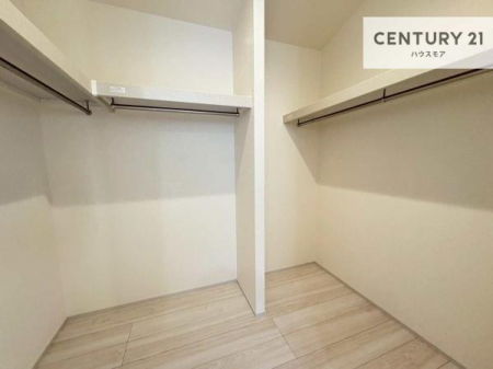 ���[�@�E�H�[�N�C���N���[�[�b�g�t���ł��B��������̂��m���Ȃǂ����[���Ă��������ł��ˁI���ɂ���@�������ȂǋG�ߕ��̑傫�ȉƓd�����[�ł��܂��I