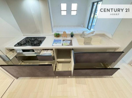 �L�b�`���@���[�X�y�[�X���L�x�ŁA�����X�y�[�X���X�b�L���ƕЕt���Ђ�`�����p�ł��܂��I
���K�ɍ�Ƃ��ł��܂��I�����̗���������܂��I