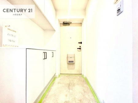 ���ց@�V���[�Y�{�b�N�X�t���B���ւ��Еt�����|�������₷���ł��I
�X�b�L���������ւŌ˂��J�����u�ԁA�������̂���S�n������Ԃ��o�}���Ă���܂��B