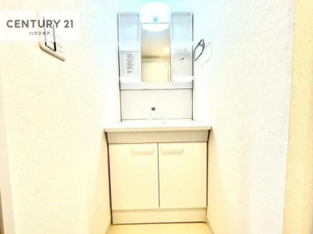 ���ʑ�E���ʏ��@�O�ʋ��d�l�̐��ʏ��́A�g�����Ȃ݂����₷������I���͎��[�ɂȂ��Ă��܂��B�h���C���[�₨���ϓ����Еt������̂Ő��ʑ������X�b�L���ƌ����邱�Ƃ��o���܂��I