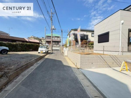 ���̑����n�@�O�ʓ��H��4���I�z����ǍD�ȗ��n�ł��B
�Ԍɓ��ꂪ���ȕ������S�ł��ˁB