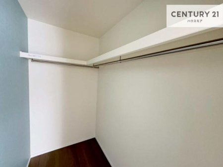 ���[�@�E�H�[�N�C���N���[�[�b�g�t���ł��B��������̂��m���Ȃǂ����[���Ă��������ł��ˁI���ɂ���@�������ȂǋG�ߕ��̑傫�ȉƓd�����[�ł��܂��I