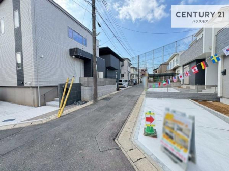 ���̑����n�@�O�ʓ��H��4���~4���I�z����ǍD�ȗ��n�ł��B
�Ԍɓ��ꂪ���ȕ������S�ł��ˁB