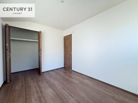 �q�������@���[�X�y�[�X����������m�ۂ���Ă��邽�߁A���������w�p�i���T�b�ƕЕt���A���ł��X�b�L���B
�Y��ȋ�Ԃ��ۂĂ܂��I