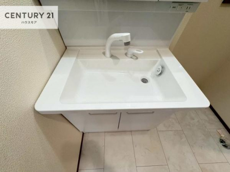 ���ʑ�E���ʏ��@�[�����ʑ�{�E���́A�������˂ɂ����̂ł�����ꂪ�y�X�I���������ۂĂ܂��I
�L���C�Ȑ��ʏ��Ŏ��������̃��`�x�[�V�������オ��܂��ˁI