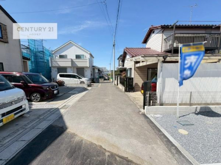 ���̑����n�@�O�ʓ��H4���I�z����ǍD�ȗ��n�ł��B
�Ԍɓ��ꂪ���ȕ������S�ł��ˁB