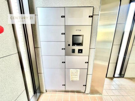 ���̑����p���@��z�{�b�N�X�����Ȃ̂ŕs�ݎ��ł��ו��̎󂯎�肪�ł��A�Z�����������T�|�[�g�B�Ĕz�B�̎�Ԃ��Ȃ��A���S�E�֗��ȕ�炵���������܂��B