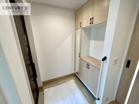 ���ց@�p���t���V���[�Y�{�b�N�X�ŁA���ւ��Еt�����|�������₷���ł��I
�X�b�L���������ւŌ˂��J�����u�ԁA�������̂���S�n������Ԃ��o�}���Ă���܂��B�y���n�̔��J�Ò��I�z

