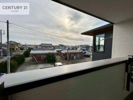 �Z�˂���̒��]�ʐ^�@������������Z��X�ł��I���͂ɂ͍����������Ȃ��A�󂪍L���J����������A�z�������傫���Ղ��邱�Ƃ�����܂���I�C�����̗ǂ������ʂ蔲����X���݂ł��I�y���n�̔��J�Ò��I�z