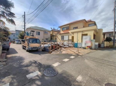 ���̑����n�@�O�ʓ��H��3.8���~4.5���z����ǍD�ȗ��n�ł��B
�Ԍɓ��ꂪ���ȕ������S�ł��ˁB