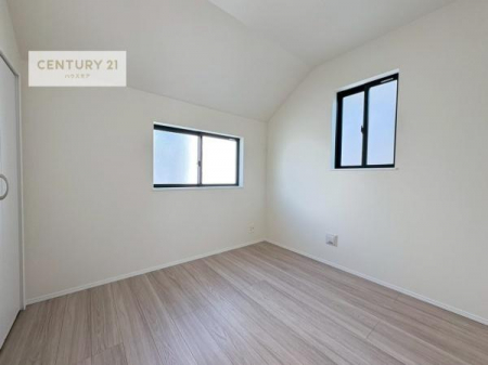 �m���@2�ʍ̌����m�ۂ������邢�����́A���ʂ����ǂ��A���邭��ϋ��S�n�̗ǂ���ԂƂȂ��Ă���܂��B�����b�N�X���ĉ߂�����S�n�̗ǂ��������ł��I