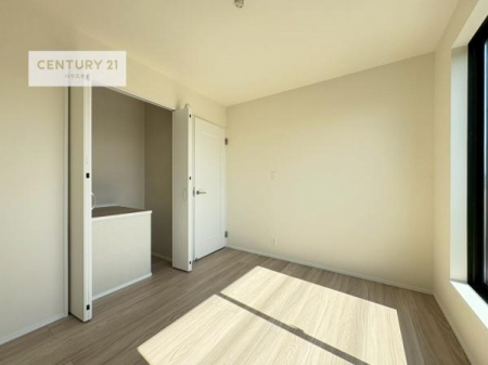 ���r���O�ȊO�̋����@���[�X�y�[�X�����Ă��܂��I�������X�b�L�����ڂ��鎖���ł��܂��ˁB
�Ƌ��I�΂Ȃ��V���v���ȃf�U�C���ׁ̈A�Ƌ��I�΂����C�ɓ���̋�ԍ�肪�ł������ł��ˁB